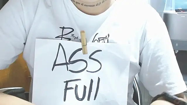 SLUT MESSY DIRTY online show from 11.19.25