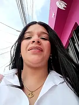 Layla-daring online show from 02.28.26