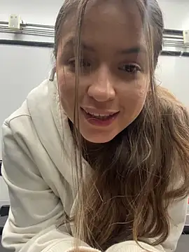 Snapshot of Little__Danni1 chatting on 05.17.26 Little Danni1 online show from 05.17.26