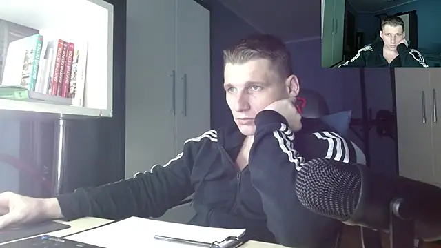 Poliglotjoe1 online show from 11.30.25