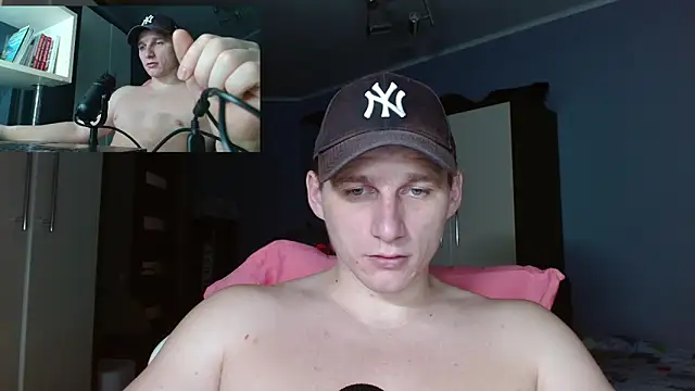 Poliglotjoe1 online show from 12.22.25