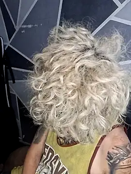 Snapshot of megan_NL chatting on 01.18.26 megan NL online show from 01.18.26