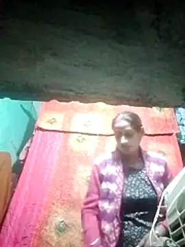 Xxx suhana online show from 12.18.25