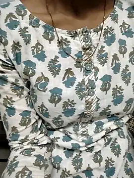 Roja   online show from 11.26.25