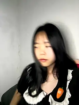 Snapshot of Kiee-lee chatting on 12.16.25 Kiee-lee online show from 12.16.25