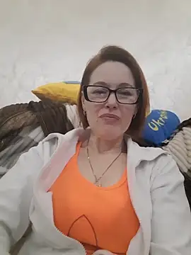 Snapshot of LanaOlbenst chatting on 02.01.26 LanaOlbenst online show from 02.01.26