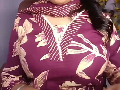 Snapshot of Teri_Shakhi chatting on 11.25.25 Teri Shakhi online show from 11.25.25