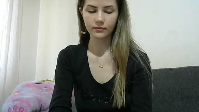 Erii18 online show from 12.17.25