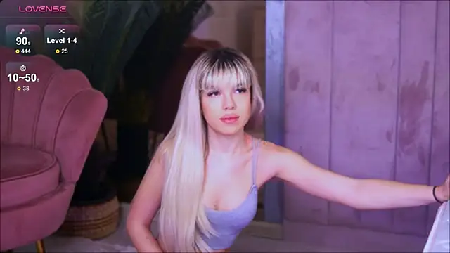 Snapshot of Emily_Voss chatting on 01.07.26 Emily Voss online show from 01.07.26