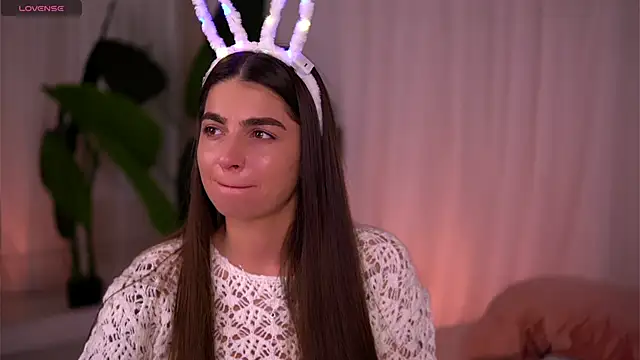 PureEllieX online show from 02.05.26