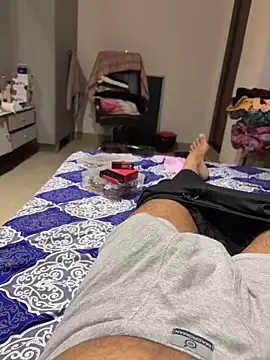 Snapshot of danny_johnny chatting on 11.28.25 danny johnny online show from 11.28.25