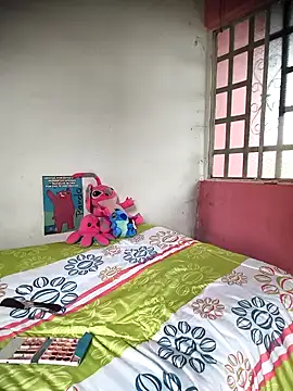 Snapshot of Venus2357 chatting on 11.25.25 Venus2357 online show from 11.25.25