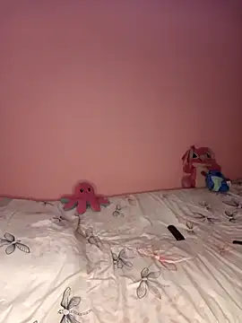 Snapshot of Venus2357 chatting on 12.04.25 Venus2357 online show from 12.04.25