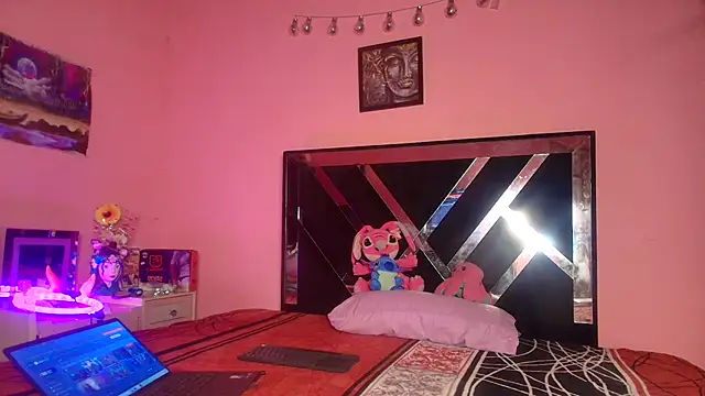 Venus2357 online show from 04.06.26