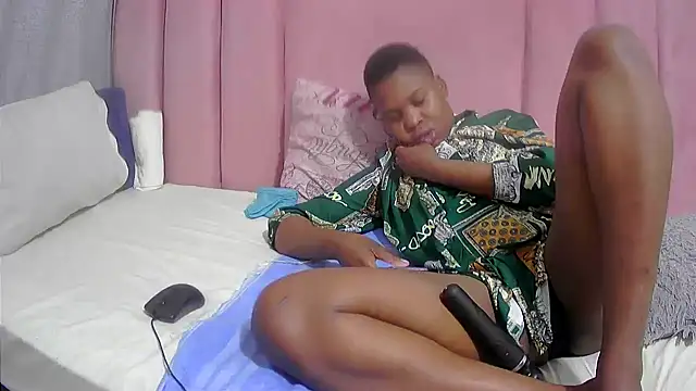 Snapshot of Cherrydollx chatting on 02.19.26 Cherrydollx online show from 02.19.26