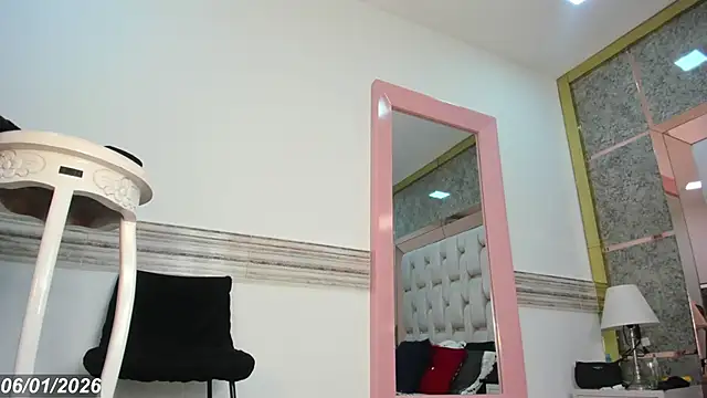 Snapshot of Melanie_St4r chatting on 01.06.26 Melanie St4r online show from 01.06.26