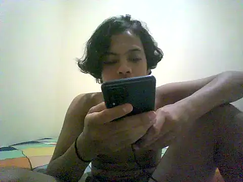 Snapshot of VERTSS2 chatting on 12.03.25 VERTSS2 online show from 12.03.25