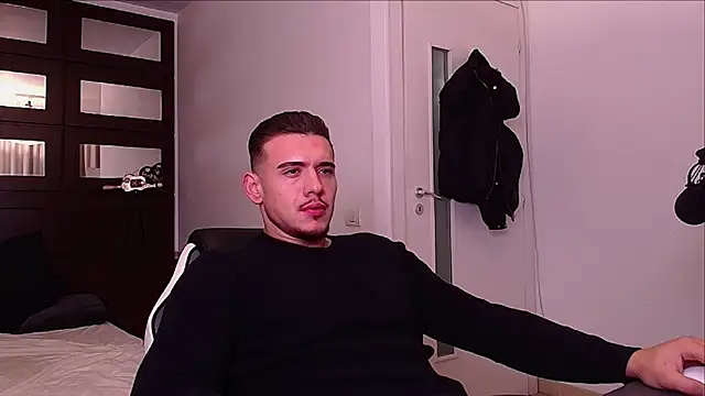 ElijahThorne online show from 12.19.25