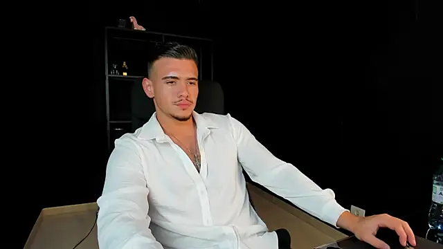 ElijahThorne online show from 04.10.26