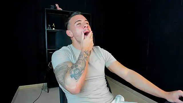 ElijahThorne online show from 04.15.26