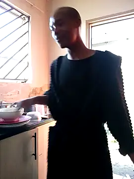 Snapshot of KinkyJXxX chatting on 04.10.26 KinkyJXxX online show from 04.10.26