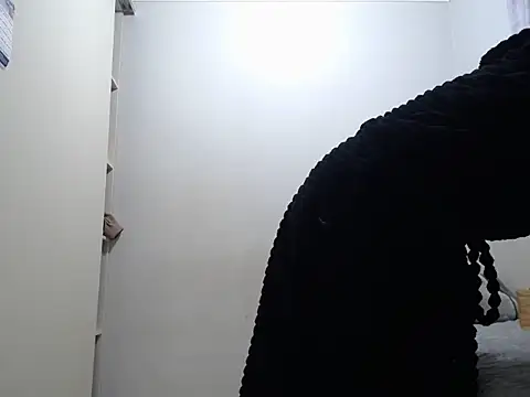 Snapshot of KinkyJXxX chatting on 06.16.26 KinkyJXxX online show from 06.16.26