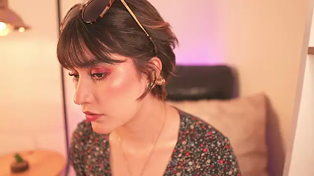 Mackenzie Lia online show from 01.08.26