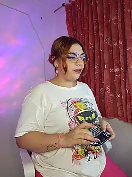 Snapshot of mila_curvy chatting on 03.24.26 mila curvy online show from 03.24.26