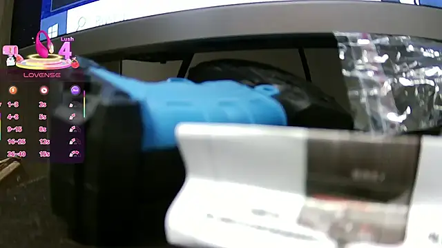 katthyasmitth online show from 11.25.25