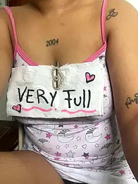 Snapshot of Brunette_Dirty_0limits chatting on 11.24.25 Brunette Dirty 0limits online show from 11.24.25