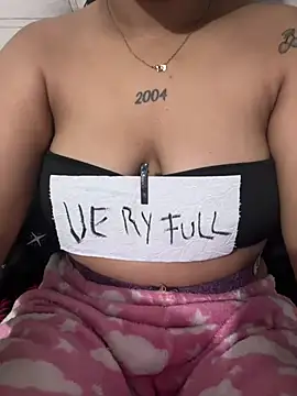 Snapshot of Brunette_Dirty_0limits chatting on 02.14.26 Brunette Dirty 0limits online show from 02.14.26