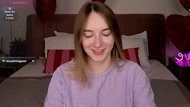 Snapshot of Shy_Polly chatting on 02.21.26 Shy Polly online show from 02.21.26