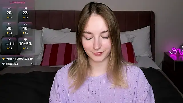 Shy Polly online show from 03.08.26