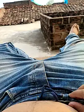 Snapshot of apka_rockstarr chatting on 12.03.25 apka rockstarr online show from 12.03.25