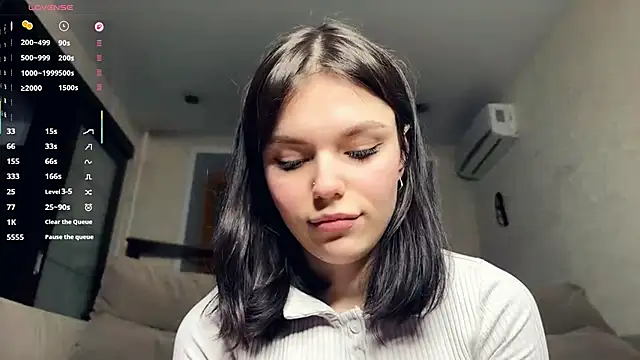 StacieGregoreski online show from 01.08.26