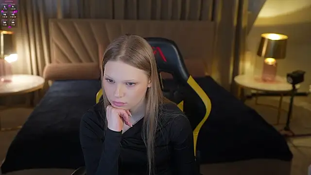 Charlotte Dreams online show from 02.27.26