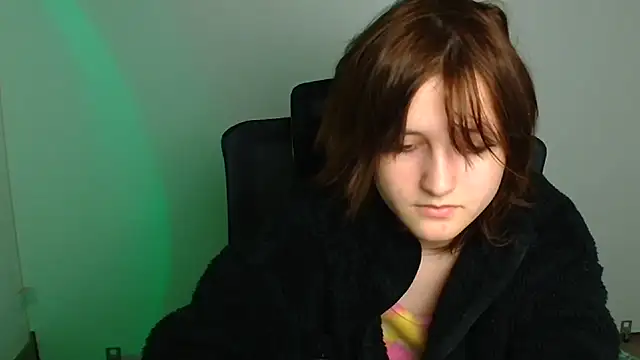 Alice Wonderme online show from 02.09.26