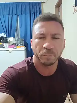 Snapshot of RobertoLuiz84 chatting on 07.18.26 RobertoLuiz84 online show from 07.18.26