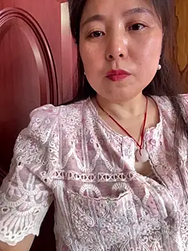 Snapshot of tianwei2567 chatting on 05.13.26 tianwei2567 online show from 05.13.26