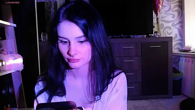 Moon raven online show from 04.08.26