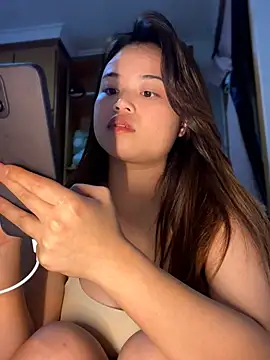 Toffee-00 online show from 04.20.26