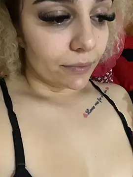 Snapshot of CrazyJessika chatting on 04.23.26 CrazyJessika online show from 04.23.26