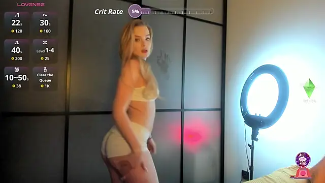 Snapshot of effieelfy chatting on 01.11.26 effieelfy online show from 01.11.26