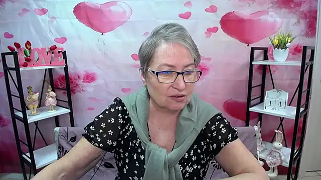 OlgaLuck online show from 04.14.26