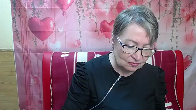 Snapshot of OlgaLuck chatting on 05.01.26 OlgaLuck online show from 05.01.26