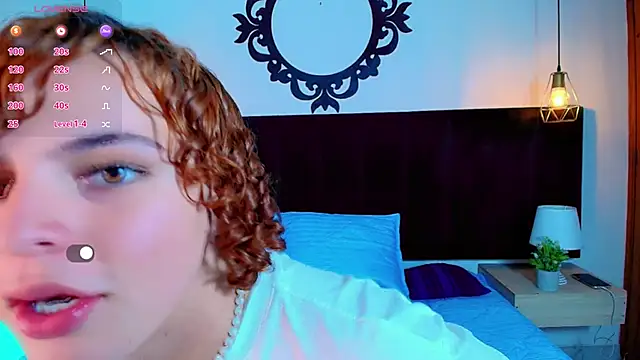 Snapshot of Skyee_angel chatting on 05.09.26 Skyee angel online show from 05.09.26
