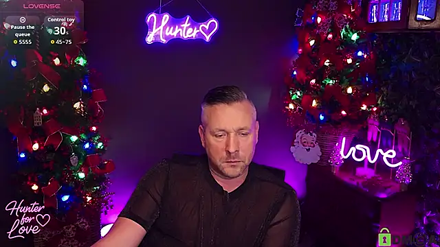 Snapshot of Hunter_Fl chatting on 12.16.25 Hunter Fl online show from 12.16.25