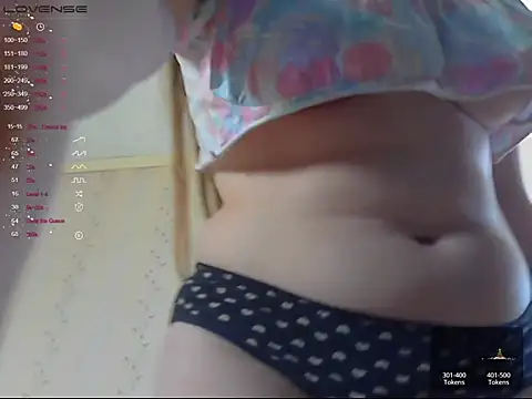 LustfulSarah online show from 04.06.26