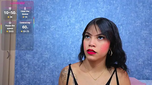 Snapshot of Malia_fox chatting on 04.19.26 Malia fox online show from 04.19.26