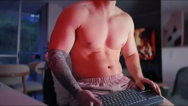 Snapshot of Valenthino_Salvatore chatting on 02.19.26 Valenthino Salvatore online show from 02.19.26